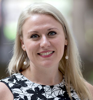 Christi Roorda, CMIR